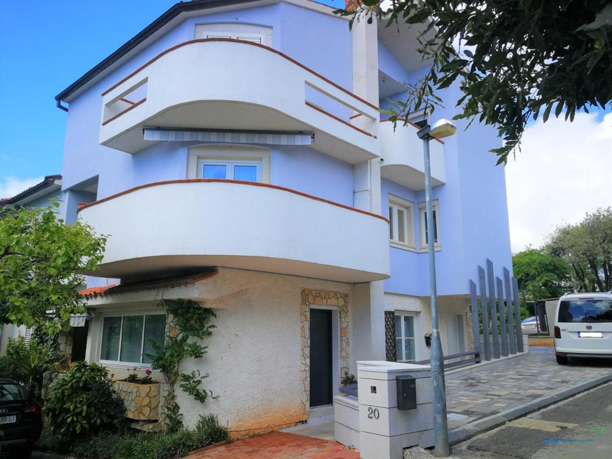 Apartments Bilic With Garden & Swimming Pool - 50M From The Beach Pjescana Uvala Zewnętrze zdjęcie