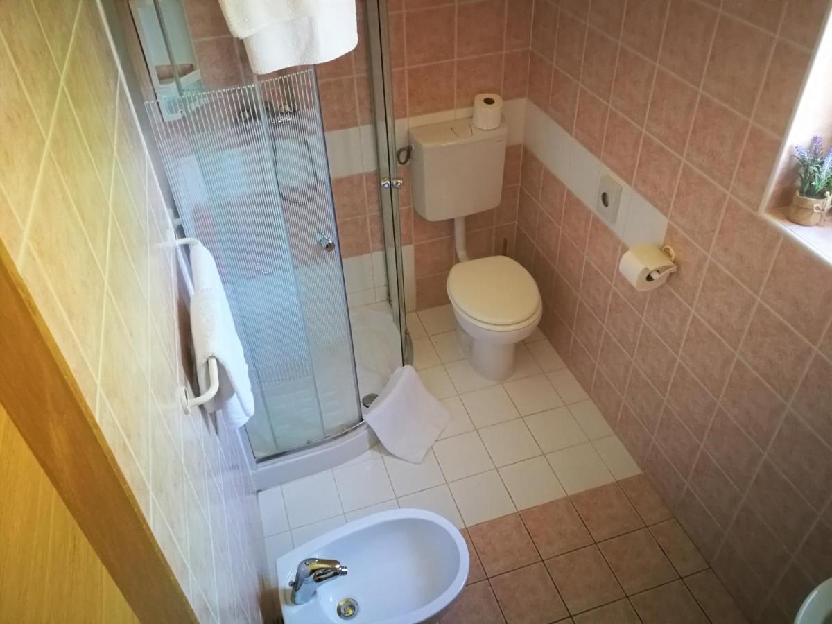 Apartments Bilic With Garden & Swimming Pool - 50M From The Beach Pjescana Uvala Zewnętrze zdjęcie